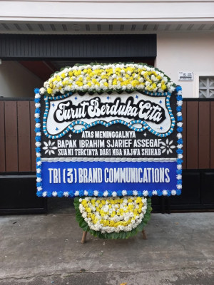 Papan Bunga Duka di Tuladengi